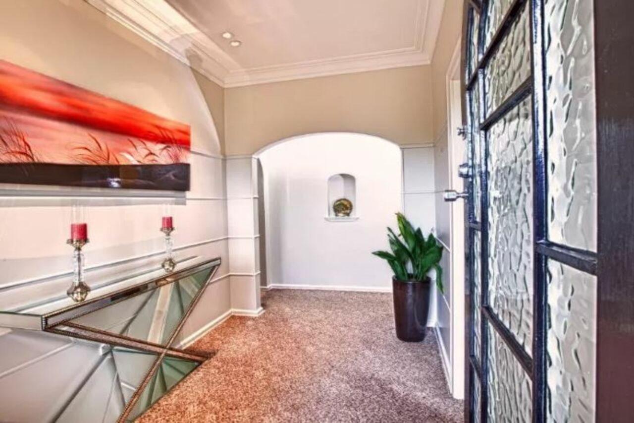 200 Riccarton Holiday House Крайстчърч Екстериор снимка